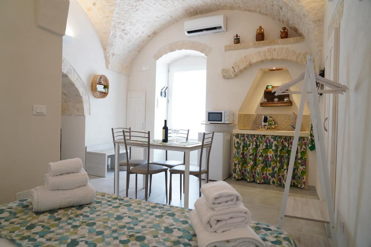 Casetta Filippi - A Pochi Passi Dal Centro Storico Ceglie Messapica Buitenkant foto